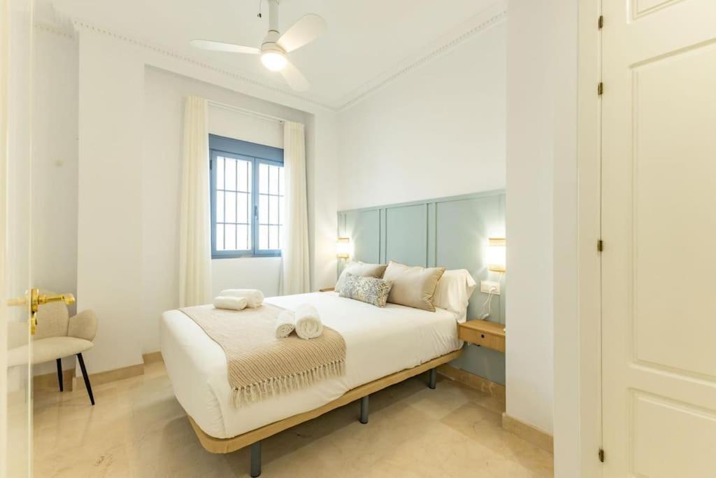 Imperial Central Suite By Valcambre Sevilla Bagian luar foto