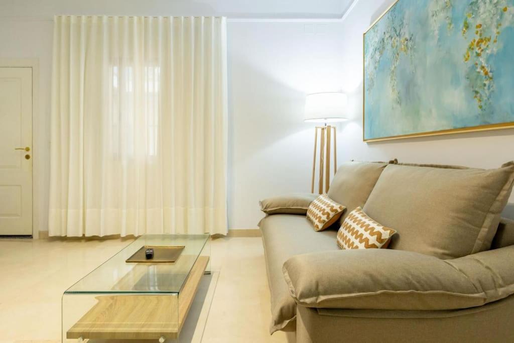 Imperial Central Suite By Valcambre Sevilla Bagian luar foto