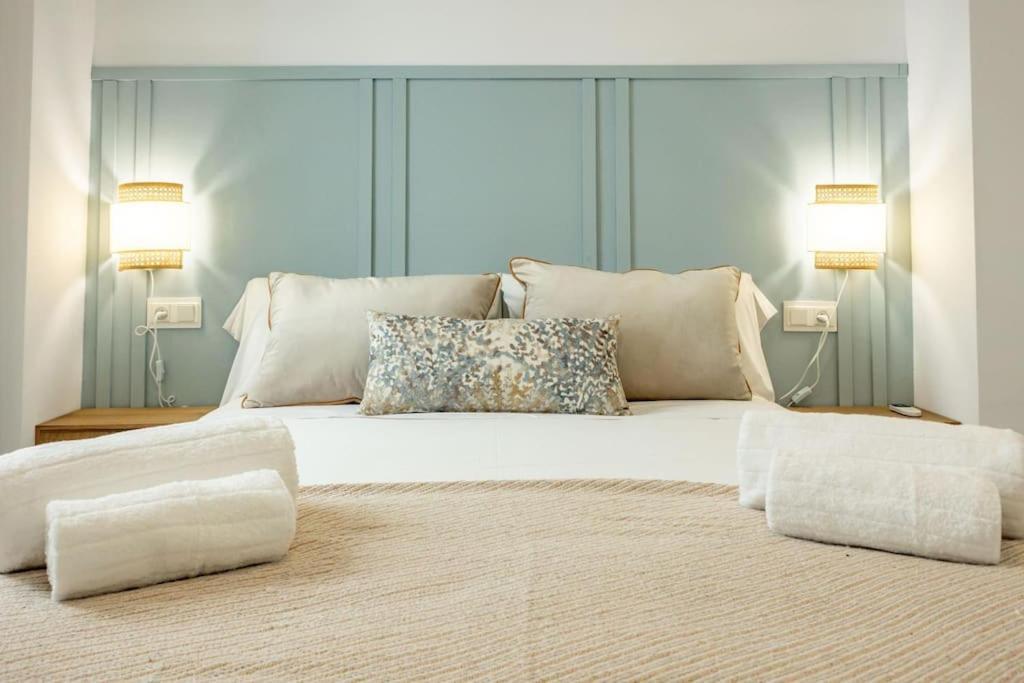Imperial Central Suite By Valcambre Sevilla Bagian luar foto